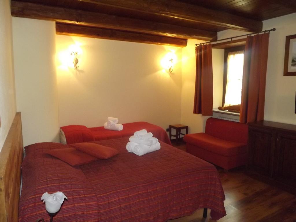 Residence Du Commerce Oulx Chambre photo